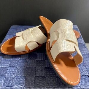 Women’s Cream Slide Sandals with Tan Footbed Size 9.5-10